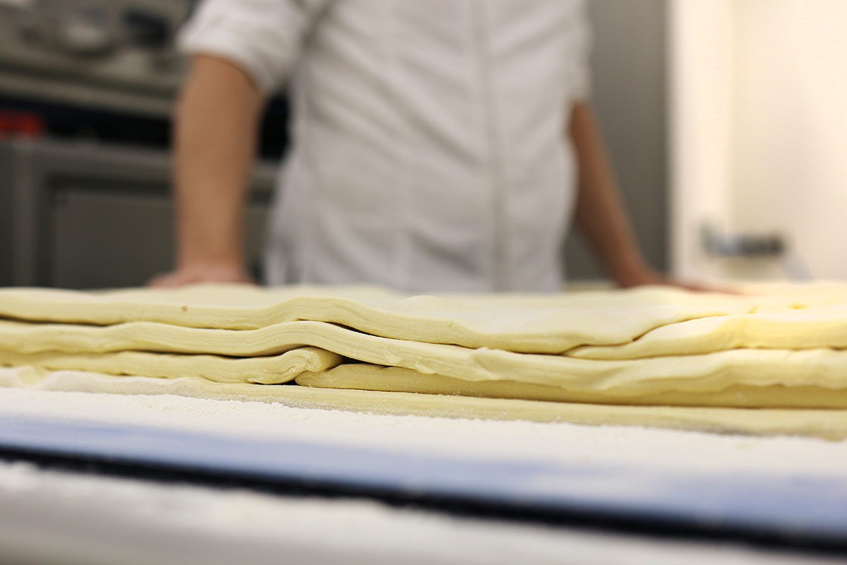 Radini_Laminator_laminated_dough