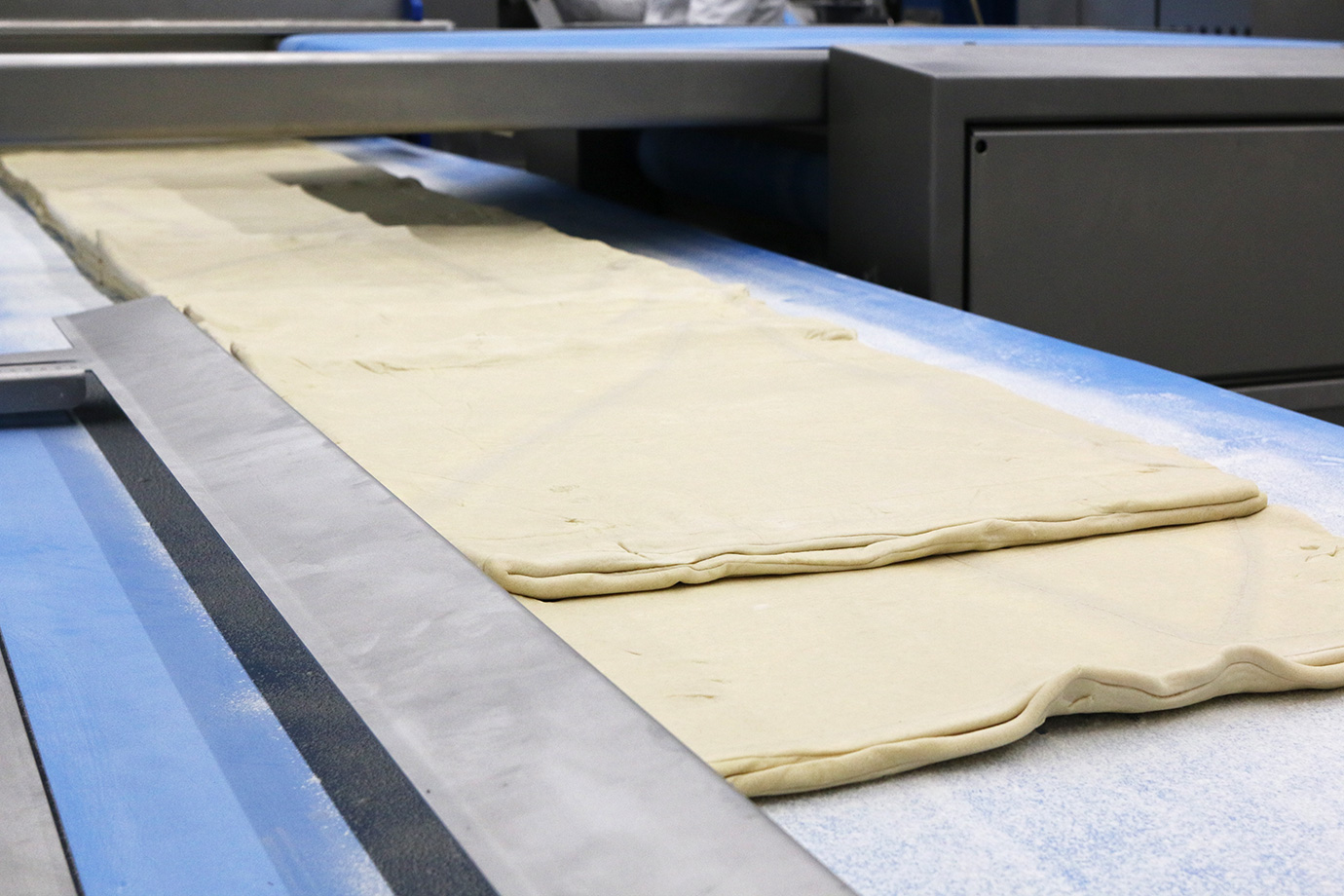 Radini_Laminator_laminated_dough5